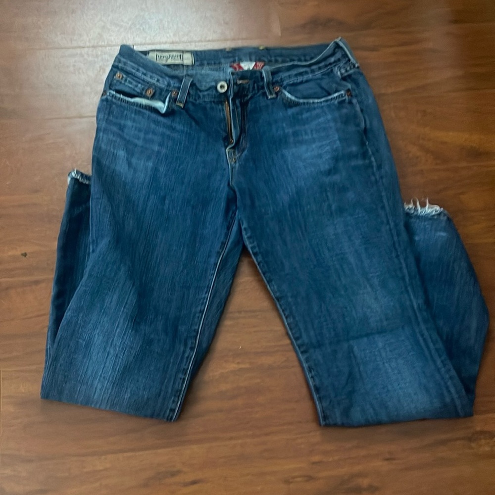 Lucky Brand Classic Rider Jean. 8/29